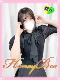 熊谷で性感ヘルスをお探しならハニービーへ。最高のひと時をご提供します。|ひまり（童顔美少女からの聖水！